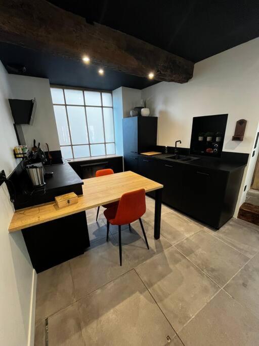 Maison Suspendue Avec Jacuzzi Privatif Pont-en-Royans Exteriör bild